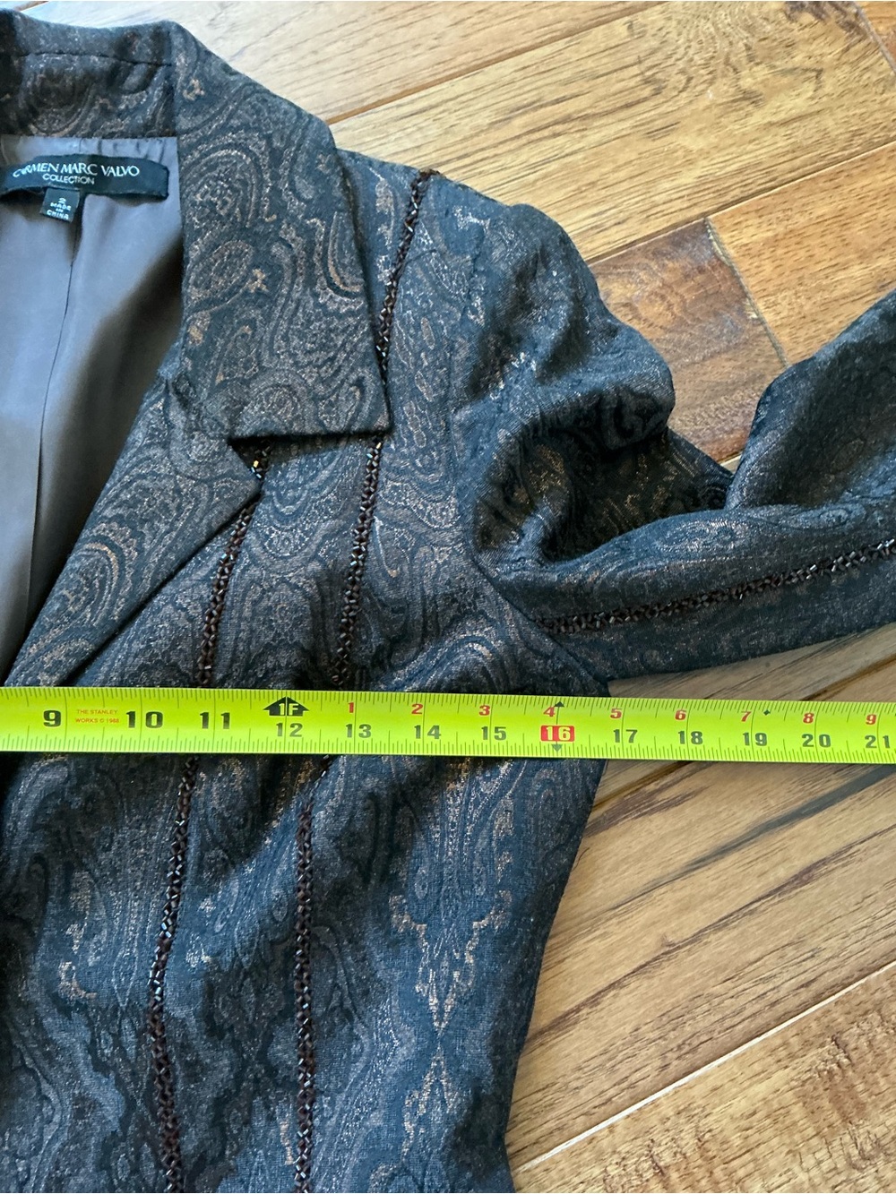 Carmen Marc Valvo Collection Black and Brown Pattern Long Coat, Beaded Detail, 2 - Picture 5 of 11